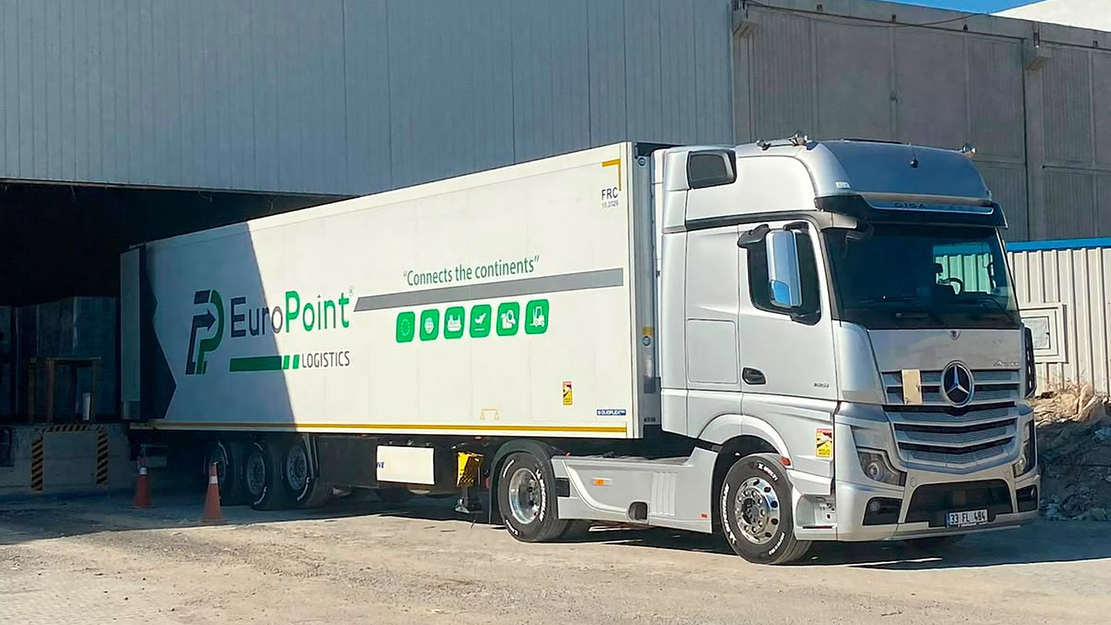 EuroPoint Lojistik — Mercedes-Benz Actros çekici ve markalı frigo dorse